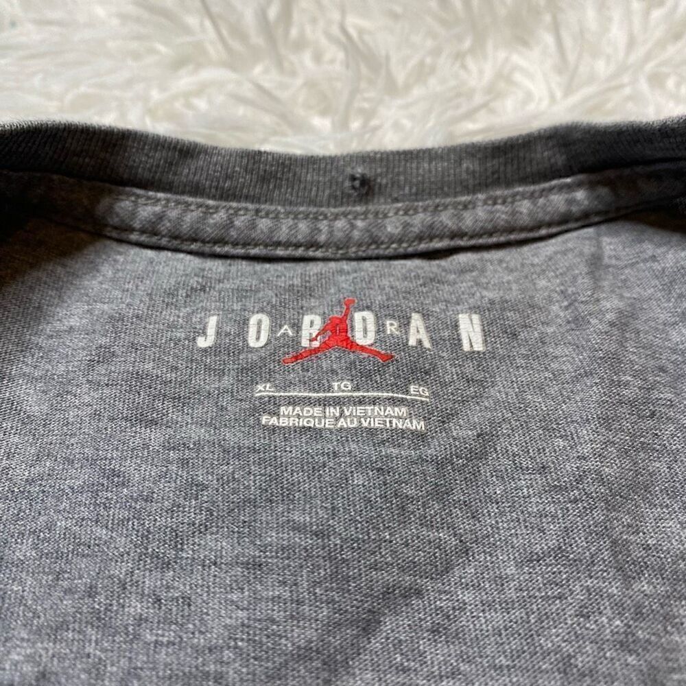 Nike Air Jordan Jumpman Gray T-Shirt Mens Size XL Active Gym Train Casual - Picture 3 of 8
